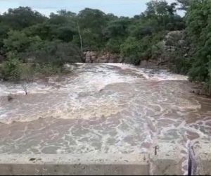 Chuvas aumentam nível de barragens e rios; Defesa Civil entra em alerta