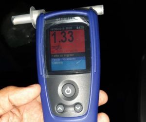 PRF prende homem que pilotava moto alcoolizado na BR-343