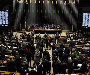 Congresso decide na terça se governo terá R$ 248 bi extras para pagar despesas