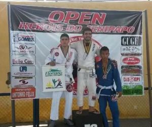 Florianenses conquistam medalhas em Campeonato de Jiu-Jitsu