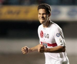 "O profeta voltou": São Paulo anuncia retorno de Hernanes