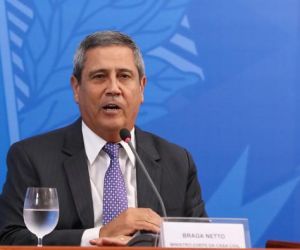 Ministro Braga Netto tenta se aproximar do STF