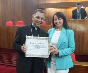 Dom Edivalter é homenageado com título de cidadania piauiense