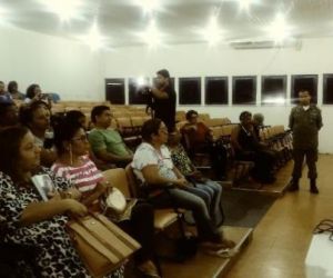 Pais e responsáveis participam de capacitação do Pelotão Mirim em Floriano