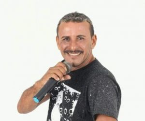 Cantor morre após sofrer acidente de moto em Parnaíba