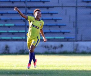 Valéria comemora convocação para a seleção brasileira sub-20
