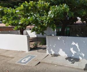 Bandidos invadem escola e roubam aluna em Teresina