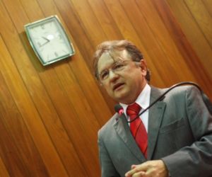 Merlong Solano destaca investimentos federais no Piauí