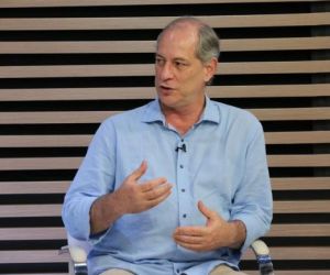 Na busca por eleitor indeciso, Ciro Gomes adota "perfil soft"