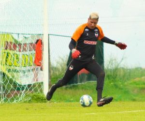 Titular do River-PI, Flávio Henrique afasta pressão ao assumir vaga de Mondragon: "A hora chegou"