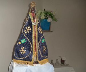 Imagem de Nossa Senhora Aparecida reúne multidão em Barão de Grajaú
