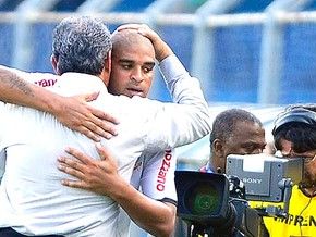 Timão desafia 100% do Cruz Azul, maior rival na primeira fase