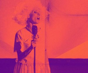 Patricia Marx aciona Phantasy machine, álbum em inglês gravado em clima de pós-punk