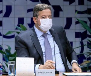 Lira promete votar ICMS de combustíveis na próxima quarta-feira (13)