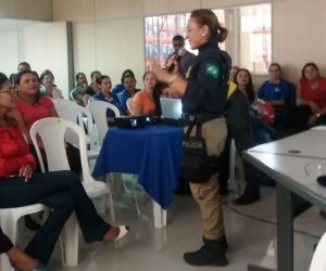 PRF realiza palestra para mais de 120 pessoas em Floriano