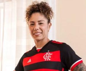Com Pedro, Gabigol e Cristiane de modelos, Flamengo lança uniforme; manga longa volta
