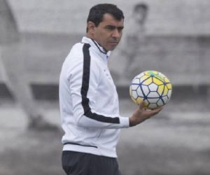 Técnico Carille diz que negociação com Corinthians está adiantada