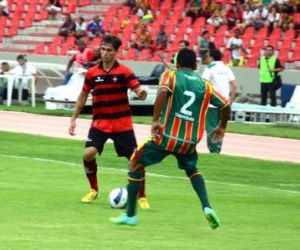 Lateral Jefferson Abreu cita problema com o pai para desistir do River-PI
