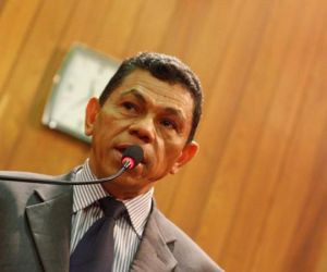 João de Deus responde Marcelo Castro: "cada um defende o que acredita"