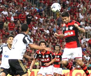 STJD suspende gandula por um mês e multa o Flamengo em R$ 15 mil