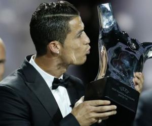 CR7 supera Neuer e Robben e leva prêmio de melhor jogador da Europa