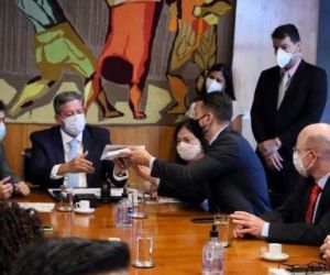 Servidores públicos: garantia de estabilidade ganha força no Congresso