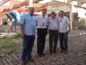 Prefeito e Secretário de Transportes visitam empreendimentos de Floriano
