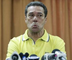Luxa ganhará menos do que Ney e metade do que já ganhou no Flamengo
