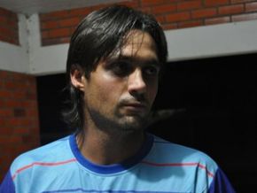 Jogador Cláudio Júnior se apresenta ao Cori-Sabbá