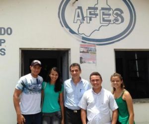 Prefeito de Floriano visita AFES e se dispõe a colaborar com estudantes