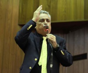 Deputado pede solução para desemprego ao governo