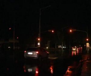 Chuva causa "apagão" na madrugada e deixa Teresina às escuras
