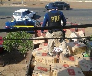 PRF apreende cigarros com origem ilícita em Picos