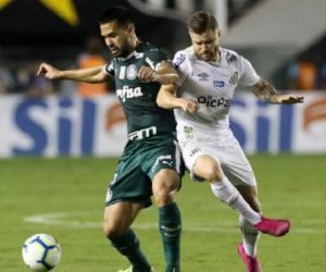 Santos vence o Palmeiras na Vila e assume a vice-liderança do Campeonato Brasileiro