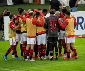 Flamengo goleia Volta Redonda e vai à final do Carioca com placar total de 7 a 1