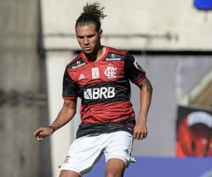 Perto de decisão, Flamengo constata fratura em Arão e avalia evolução do caso