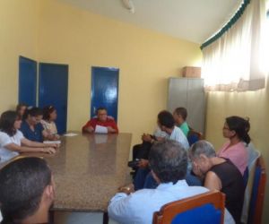 Carlos Antônio realiza primeira reunião com servidores da Câmara Municipal