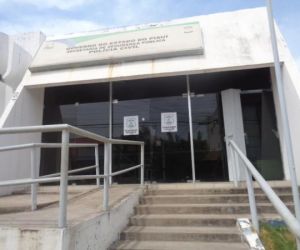 Mulher é presa tentando entrar em presídio com droga na vagina