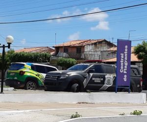 Carro de delegado é alvo de furto no litoral do Piauí
