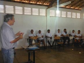 Alunos participam da primeira aula do Pronatec na Localidade Vereda Grande
