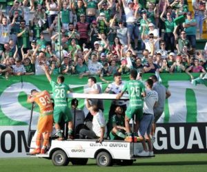 Chapecoense se classifica para Libertadores e rebaixa o Coritiba