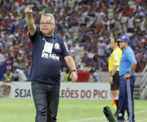 Dirigente do River-PI parabeniza Josué: "Grande treinador"