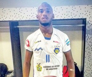 Piauí anuncia meia Marcelo Gomes e negocia volta do goleiro Lucas Paulista