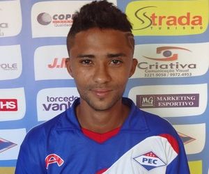 4 de Julho anuncia a contratação do lateral-direito Jorginho, ex-Piauí