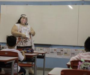 Trabalhadores da educação serão inclusos na 2ª fase da vacinação contra Covid-19 no Piauí