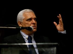 'Se ficar assim a Câmara de Teresina terá mais vereadores que deputados no Estado', diz presidente