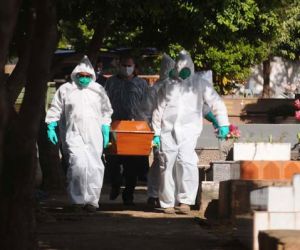 Mundo ultrapassa 4 milhões de mortos por covid-19 sob ameaça de novas variantes