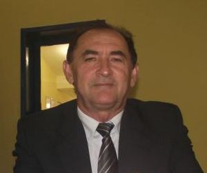 Reunião efetiva pré-candidatura de Antônio Reis a vice-prefeito de Floriano