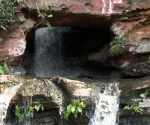 Trilha na Serra de Santo Antônio, Norte do PI, encanta aventureiros por cachoeira, mirante e fazenda