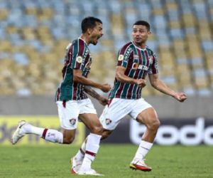 Fluminense encerra jejum e vence Bahia em duelo direto contra o rebaixamento